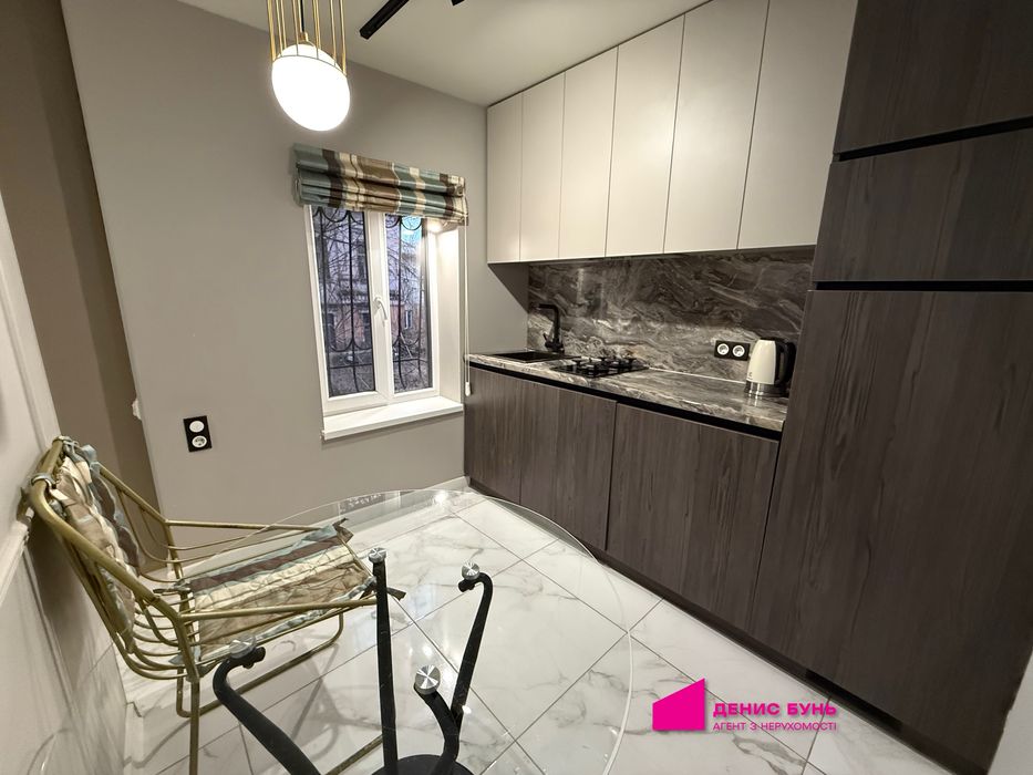 Арендат 2к квартиры в центре, Сечевых Стрельцов, Чкалова, Палермо