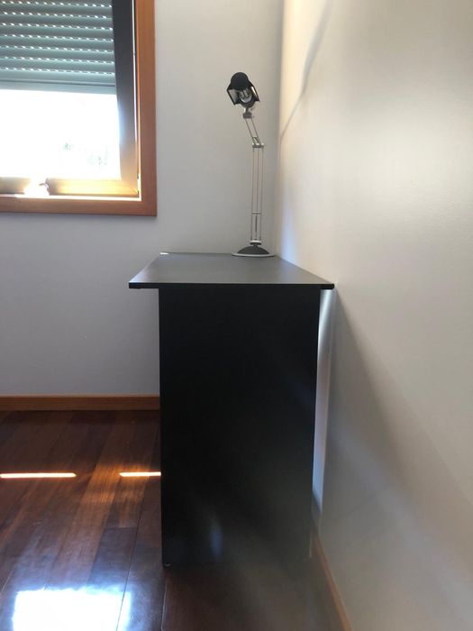 Secretária quarto/escritório