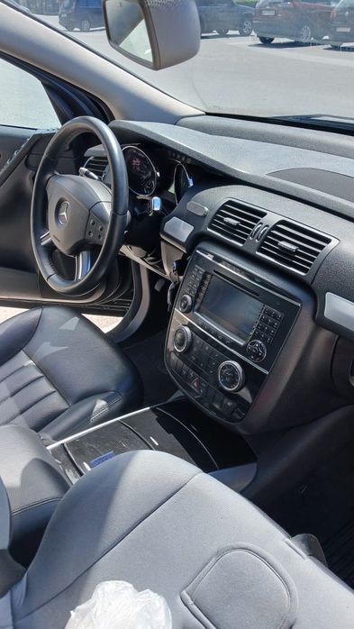 Mercedes R Klass