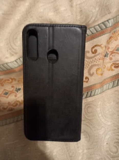 Vendo duas capas para telemóvel Samsung Galaxy A20S e A320 por 20€ não