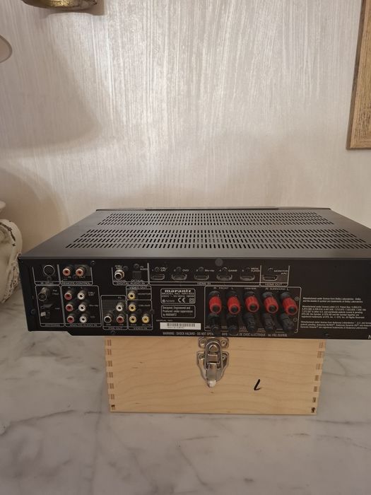 Amplituner stereo Maranz