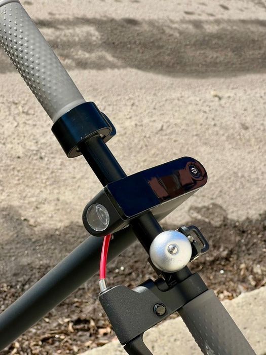 Електросамокат Xiaomi M365