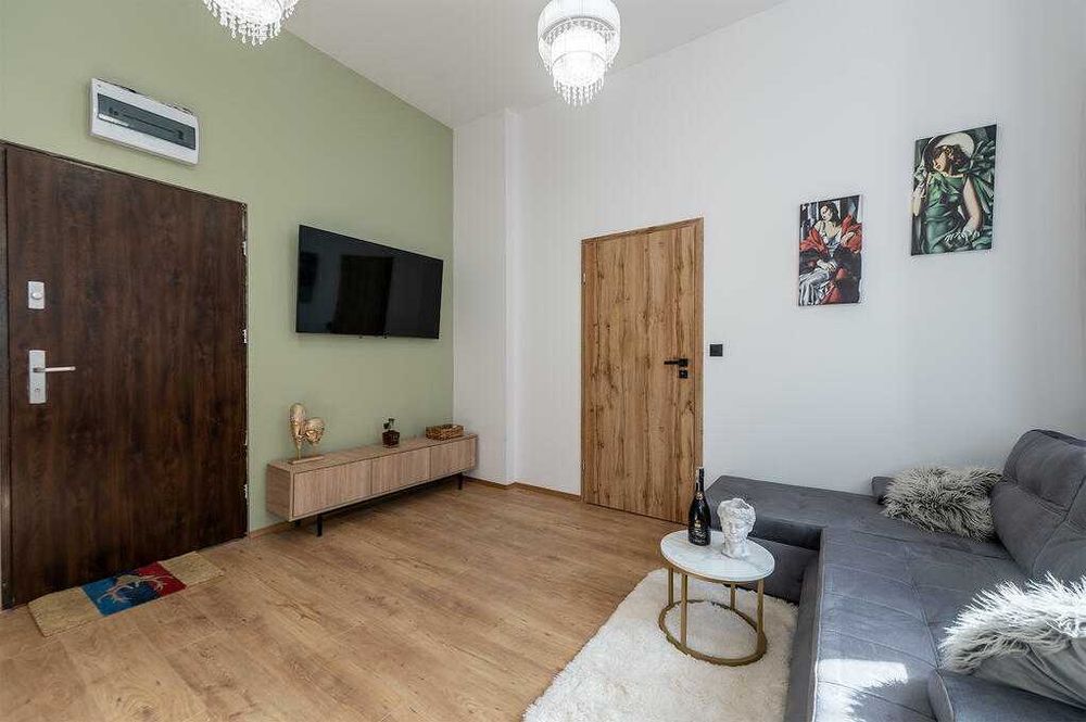 2 pokoje po remoncie | Centrum | Fabryczna | Wszystkie opłaty w cenie | 2699zł CAŁOŚĆ - View 4