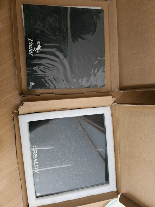 Impressora 3D Creality Ender 3 V2 c/ extras