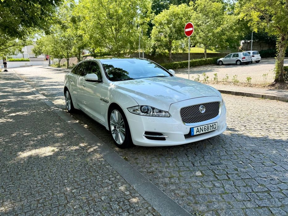 Jaguar XJ 3.0 V6 Versão Longa Autobiography