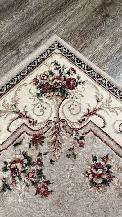 Килим, коврова доріжка, коврове покриття