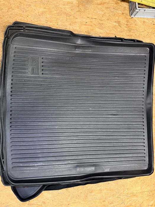 Mata bagażnika A6 C7 A4 A3 Passat ix35 Avensis Kuga XC60 Mondeo S-max.