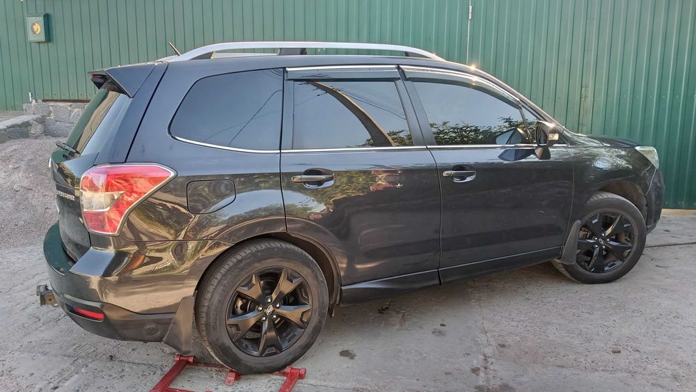 Subaru Forester 2014 official