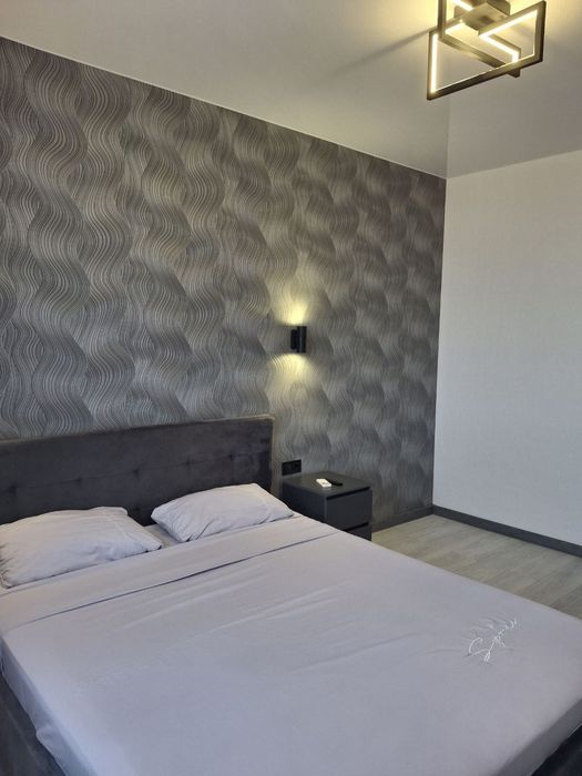 Посуточно. 49 Жемчужина. Таирова. Эпицентр. Небесной Сотни