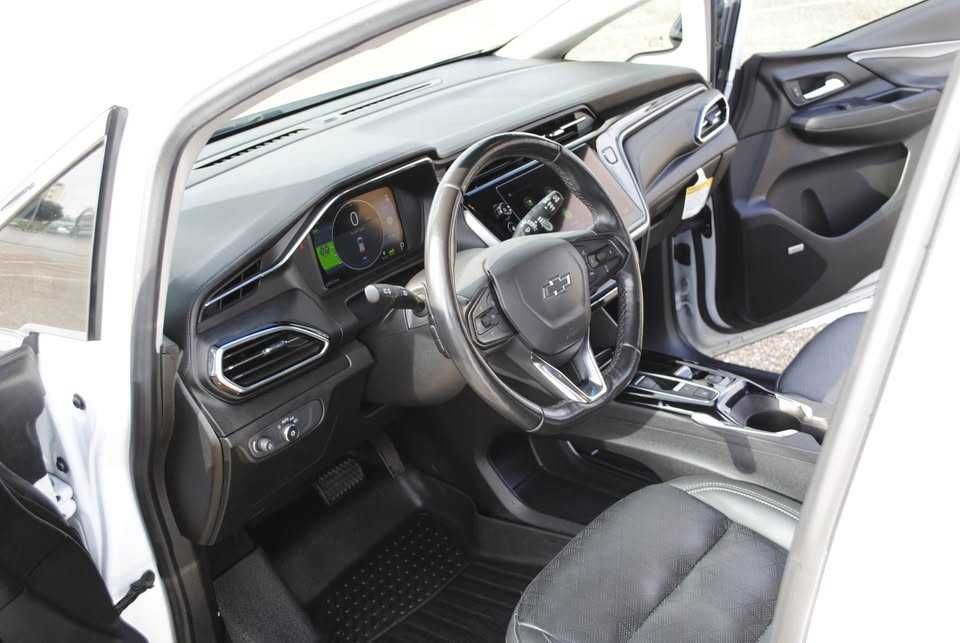2022 Chevrolet Bolt EV 2LT