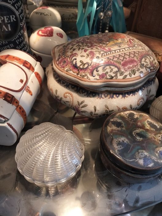 Várias peças de decoração