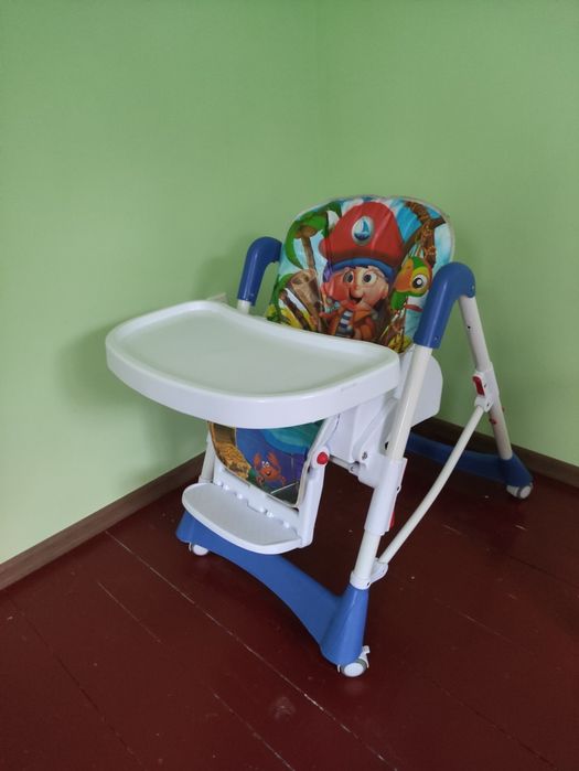 Стільчик для годування
