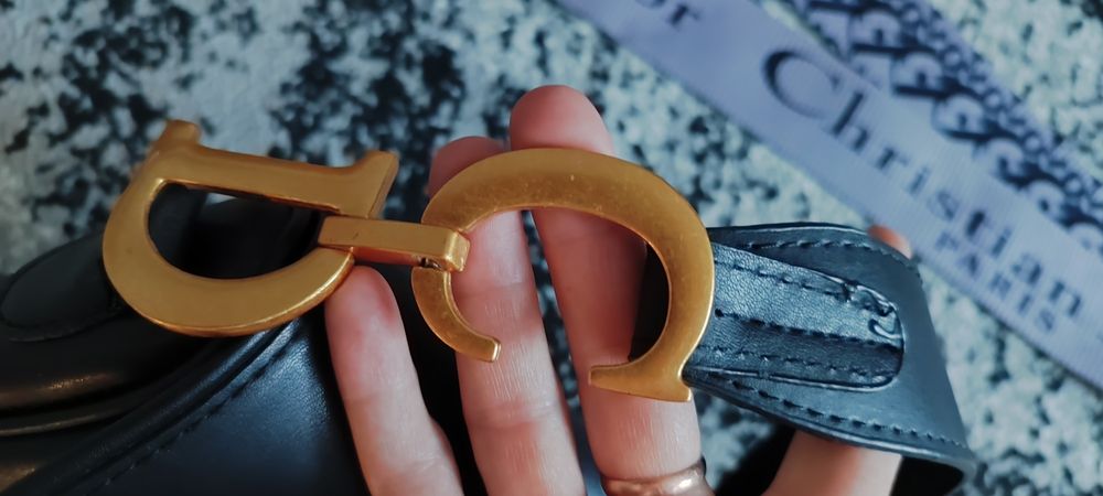Сумка Dior та багато іншого