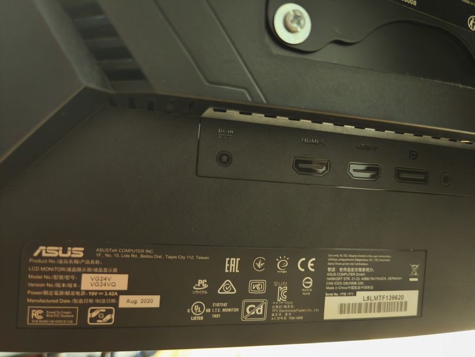 Monitor ASUS TUF VG24V