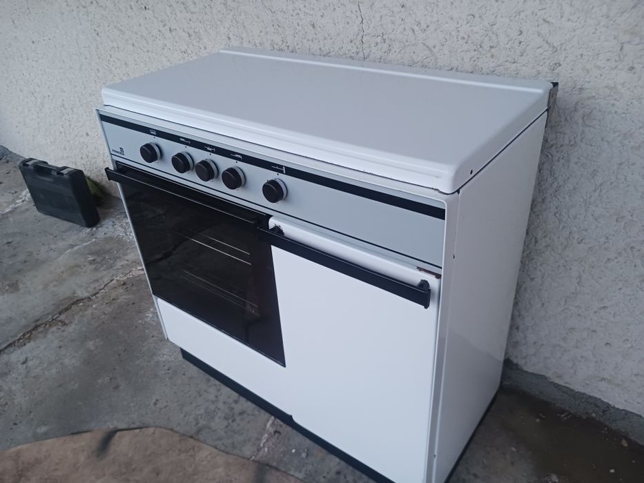 Fogão de gás para botija em perfeito funcionamento,,,com oferta de uma