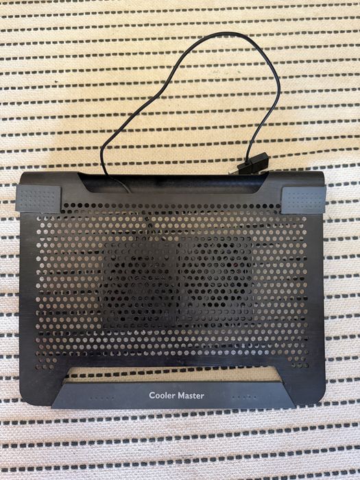 Cooler master para notebook com ventoinhas arrefecimento