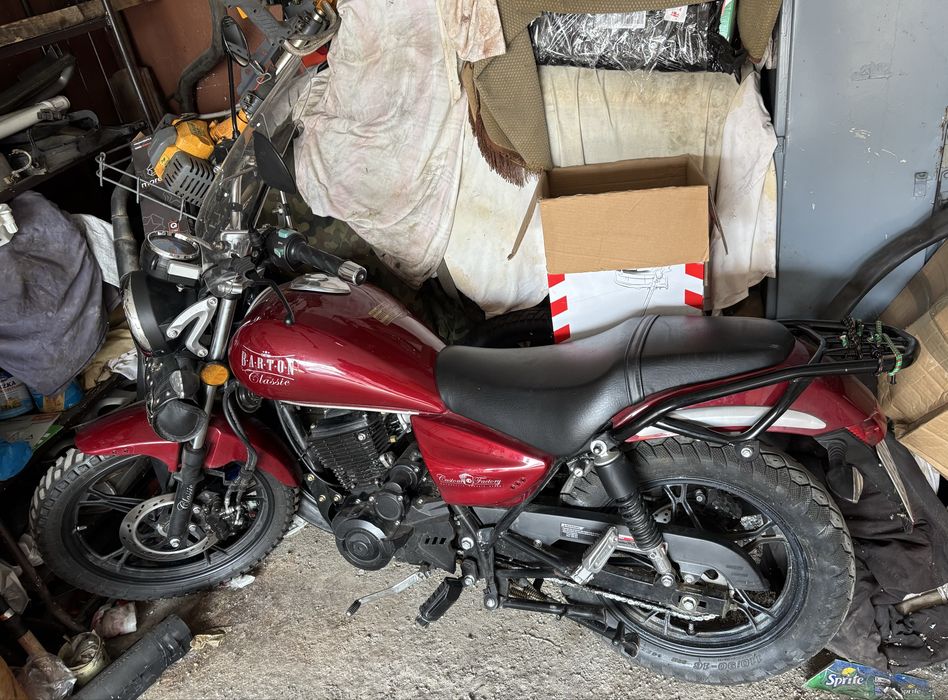 Motocykl Barton Classic 125 niski przebieg