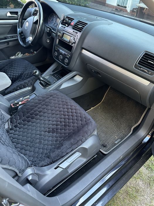Volkswagen Golf 2009 року