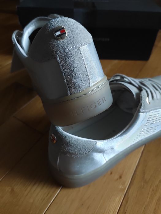 Sneakersy, tenisówki Tommy Hilfiger, nowe, skóra, 40