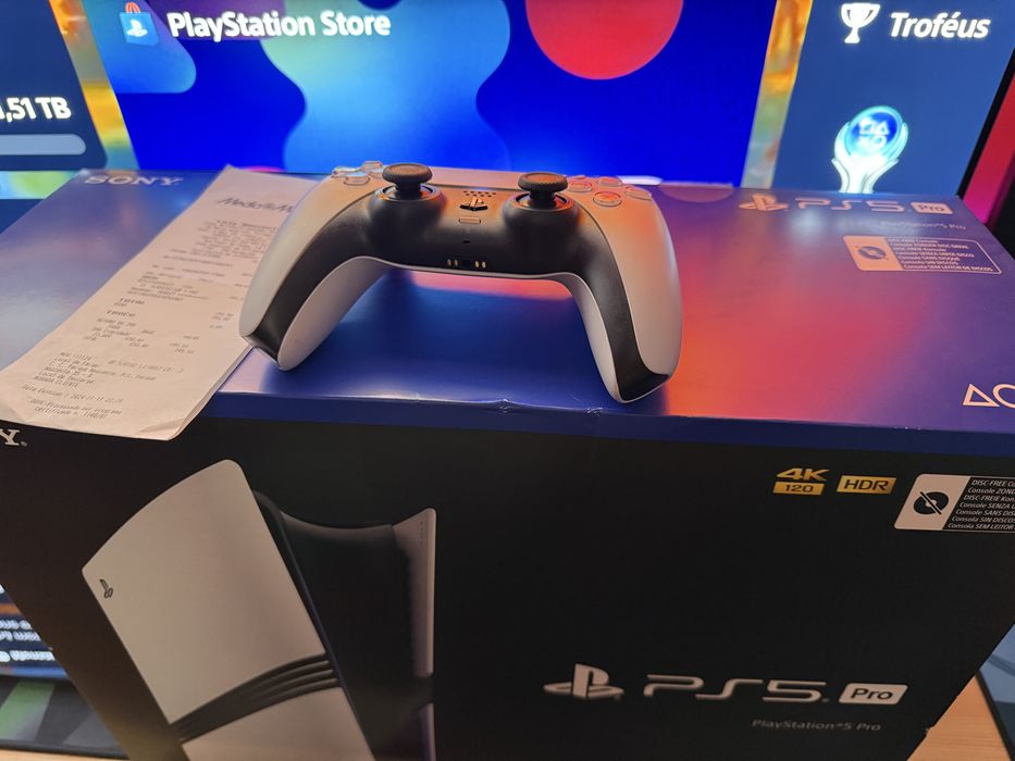 Consola PS5 Pro 2TB com Battlefield 6 e garantia