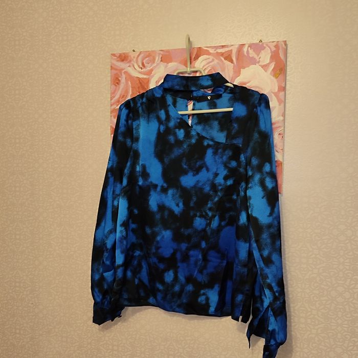 Шовкова блуза з красивим принтом XL