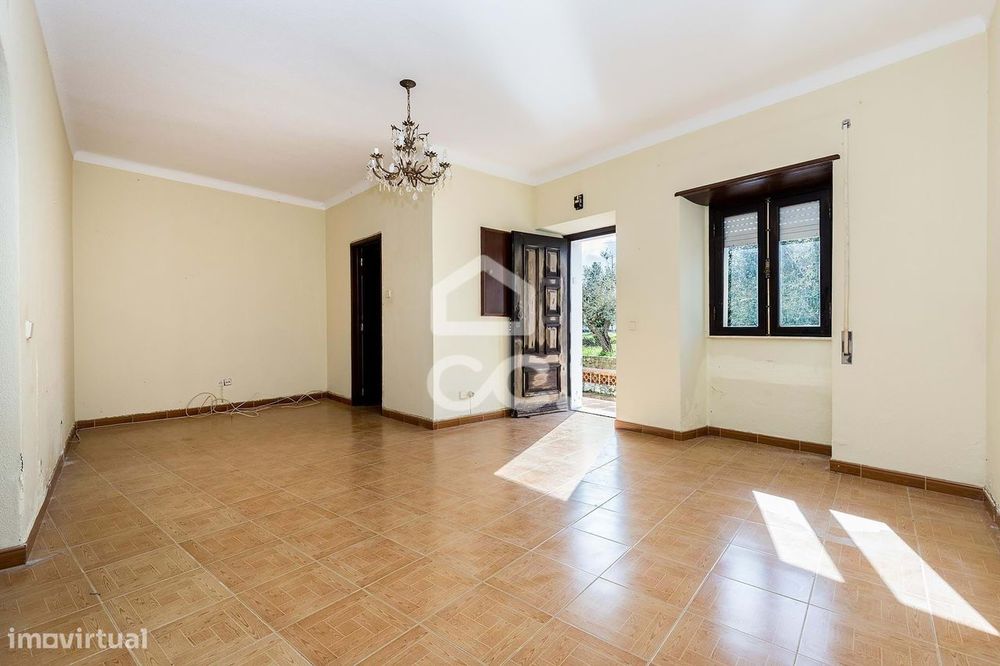 Moradia T2 de Rés do Chão c/ Terreno de 347 m² | S. Miguel de Machede,