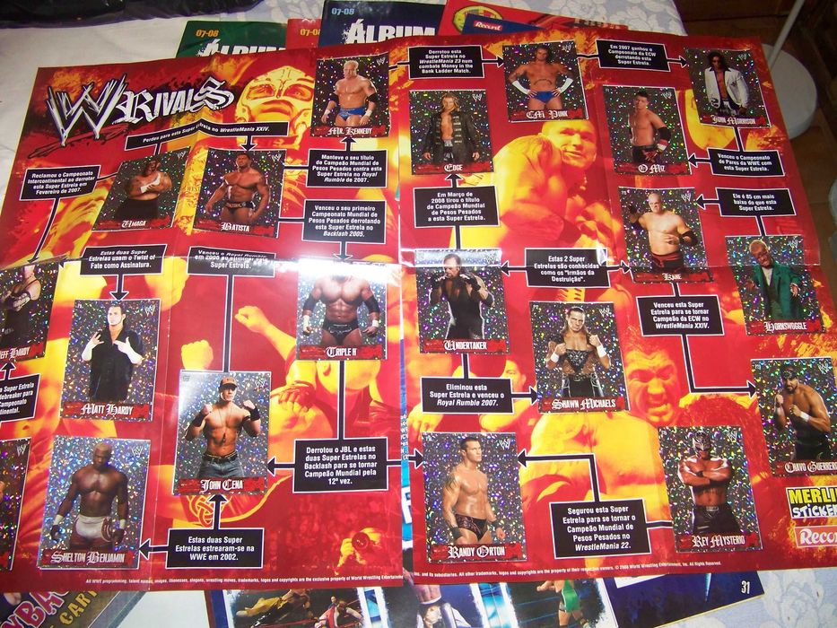 coleções de wrestling - caderneta Wrivals e jogo de cartas payback