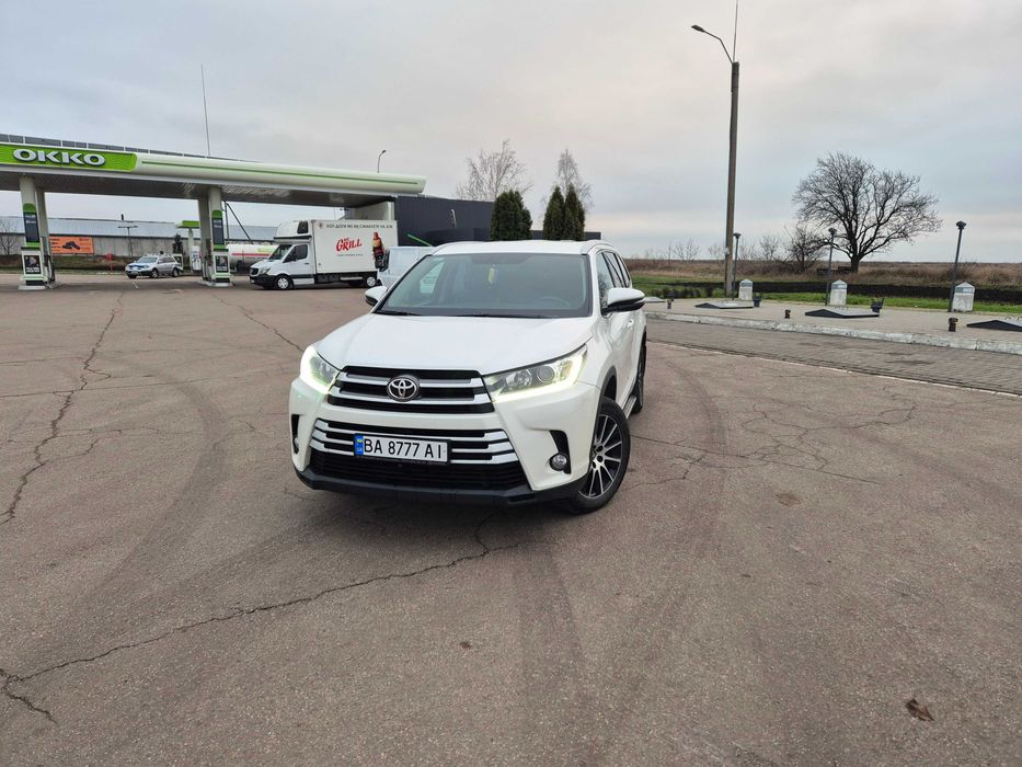 Продам Toyota Highlander