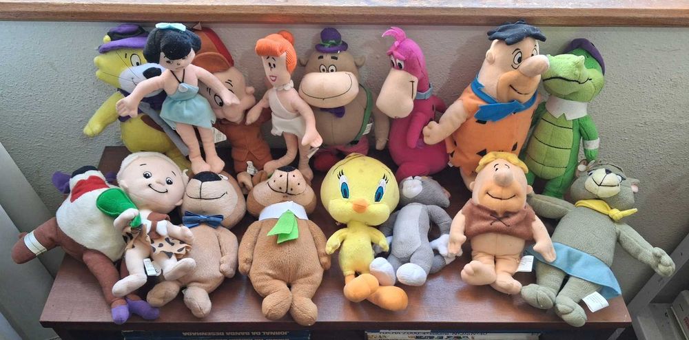 Bonecos de Peluche da HANNA BARBERA Flintstones e outros personagens. 5EUR cada