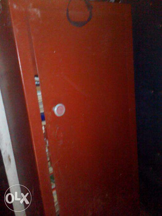 Сейф канцелярський металічний