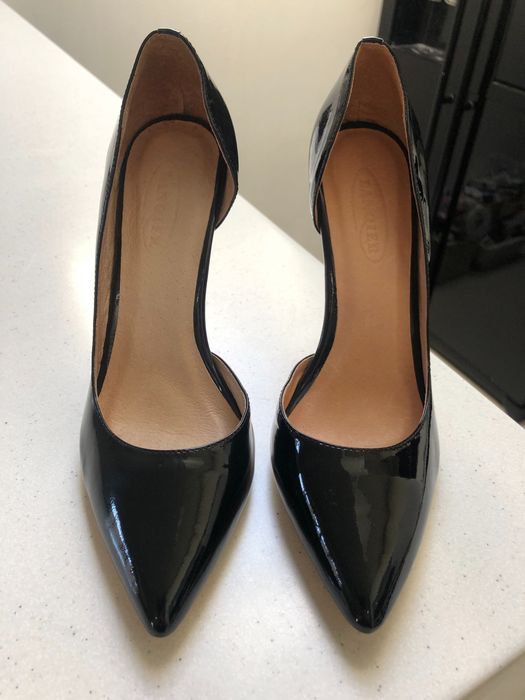 Buty na wysokim obcasie, skórzane szpilki