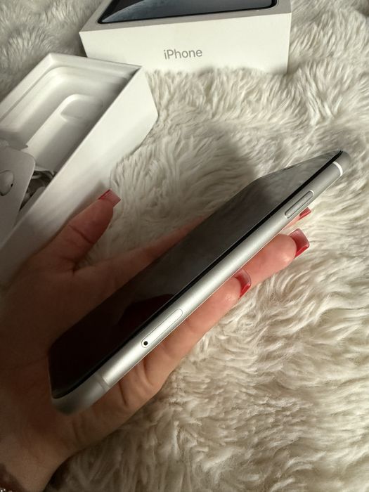 Telefon iPhone XR