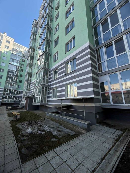 Перша здача! 1-кімнатна квартира з автономним опаленням. Є гардеробна!