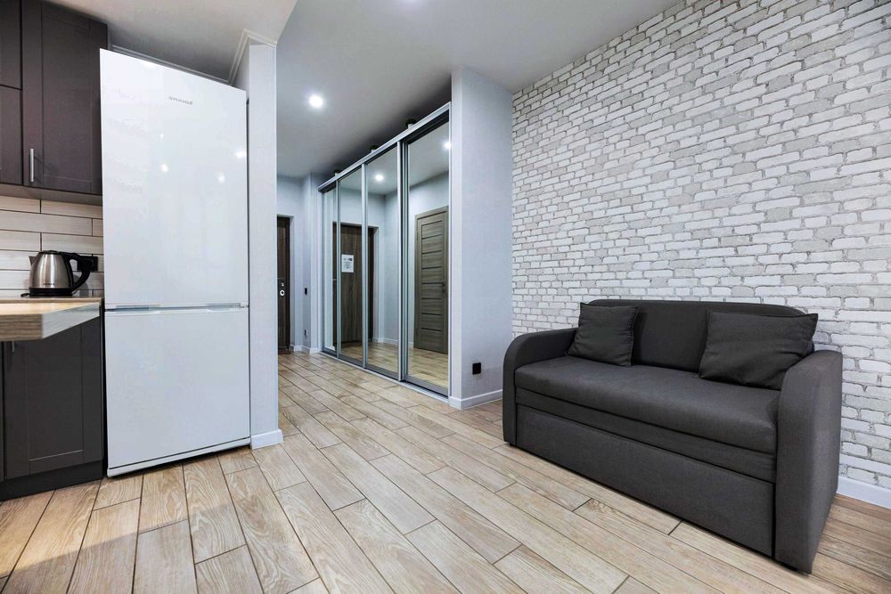 Є своє укриття! Стильна студія біля метро, Бажана, 17.