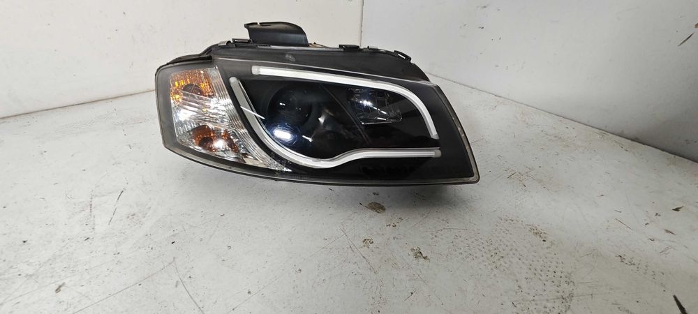AUDI A3 P8 HALOGEN+LED Prawa Lampa Prawy Przód cena za 1 sztuke