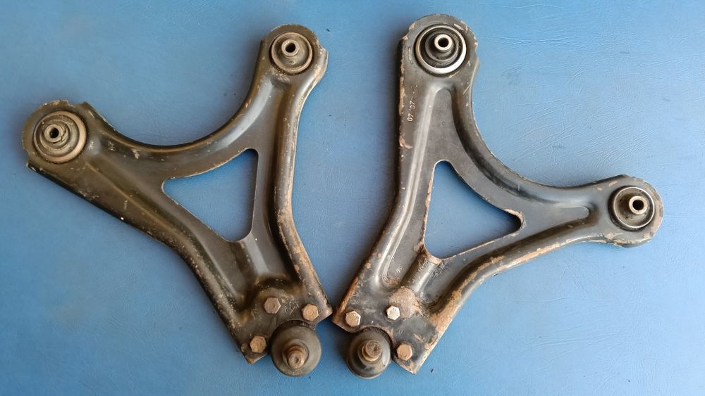 Передні ричагі Форд Мондео мк1