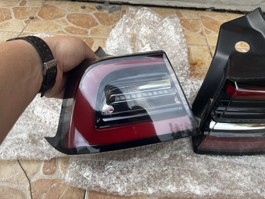 Задні ліхтарі фара ліхтар Tesla 3 / Tesla Y