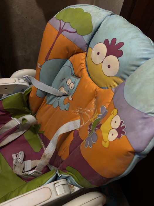 Cadeira de alimentação para bebé