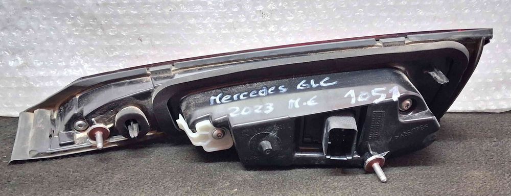 Farolim da Mala Esquerdo A2549062102 - MERCEDES-BENZ GLC
