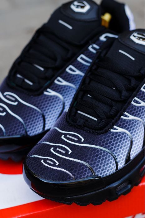 Кросівки Кроссовки Nike Air Max TN Black White Чёрный Белый Чорний Білий Кросовки демісезон