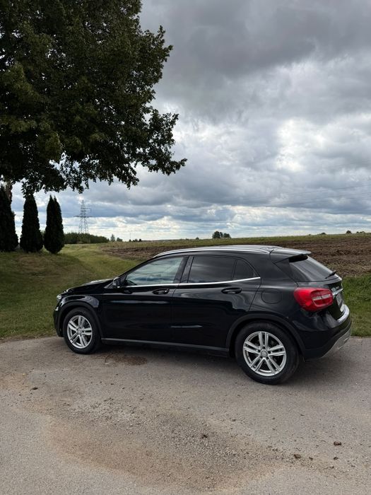 Mercedes gla 2.2 cdi manual lalka