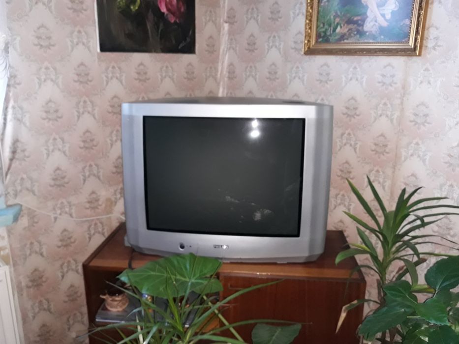 Телевизор Phillips 29'.