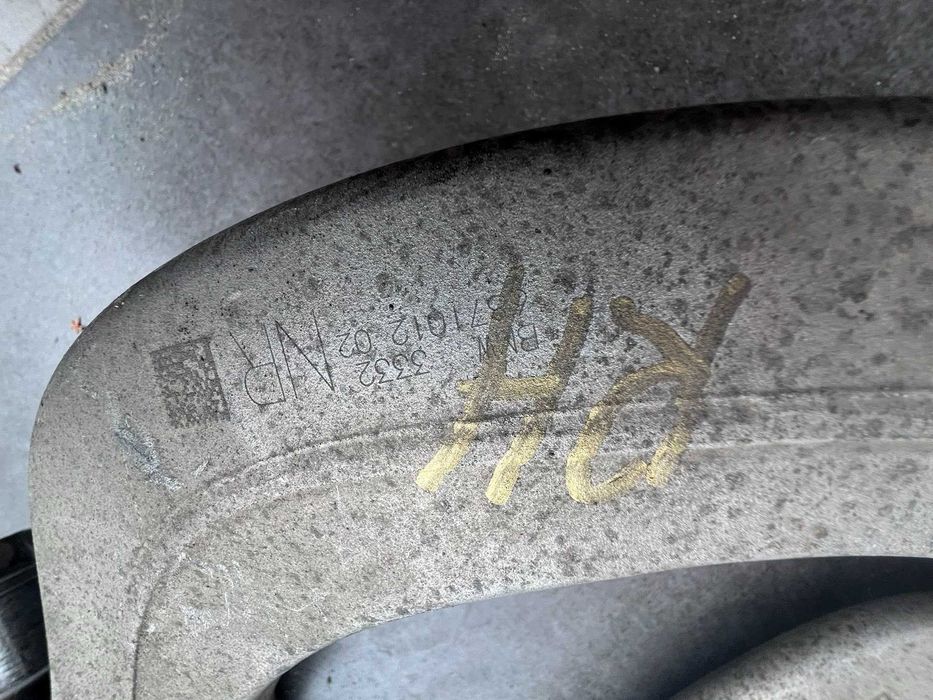 Ричаг верхній задній 33306871011 BMW X3 G01 33306871012