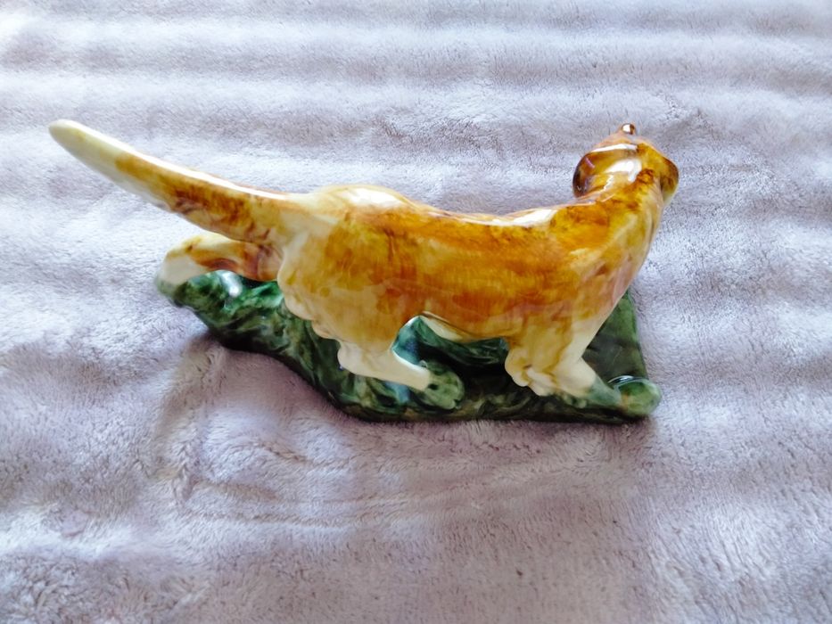 Статуэтка собака с дичью фарфор