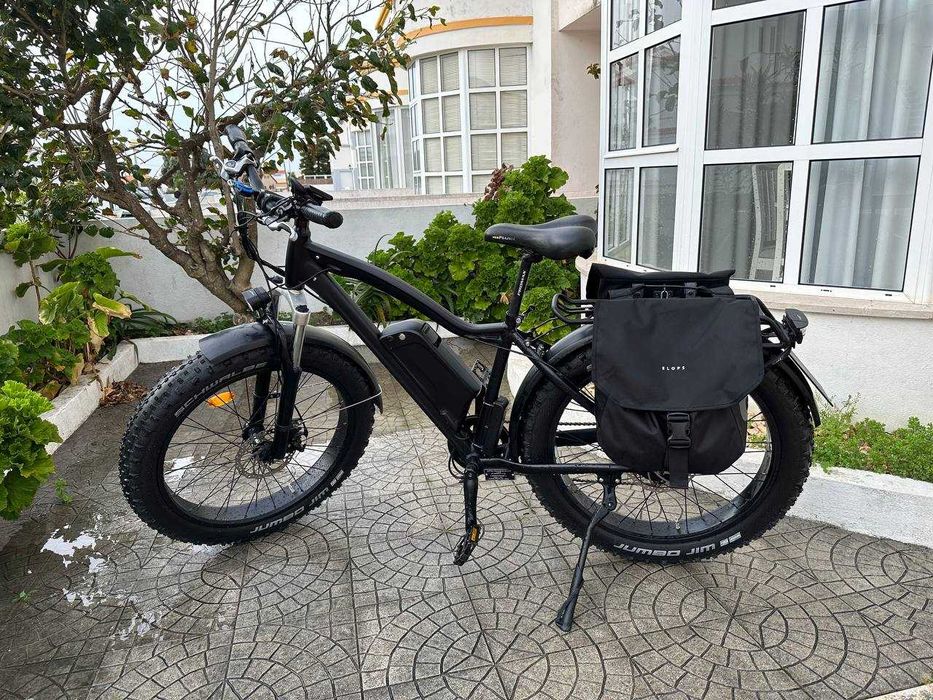 RadRhino Electric Fatbike 26x4 - Powerful Fat Tire Bike