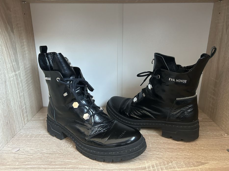 Buty Eva Minge, używane