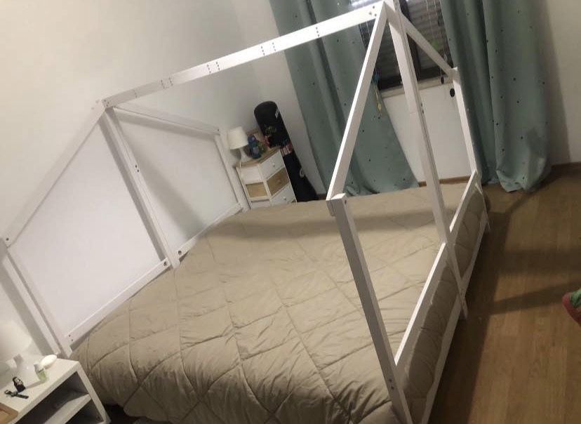 cama infantil tipo casinha em Pinho maciço - branco