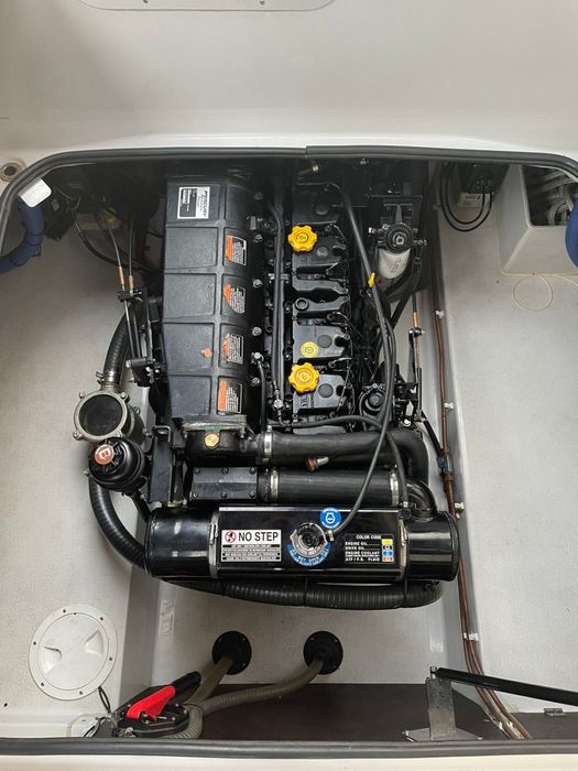 Łódź Motorowa Askelladen 705 VOYAGER Diesel Motorówka