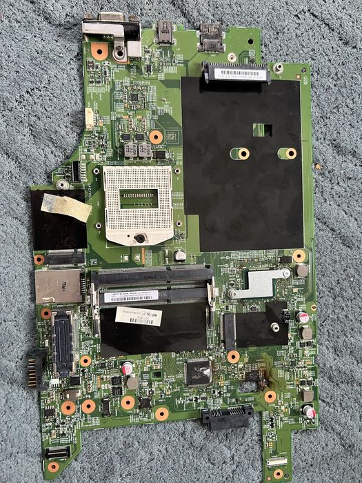 2 Материнські  плати і нижній корпус Lenovo L540