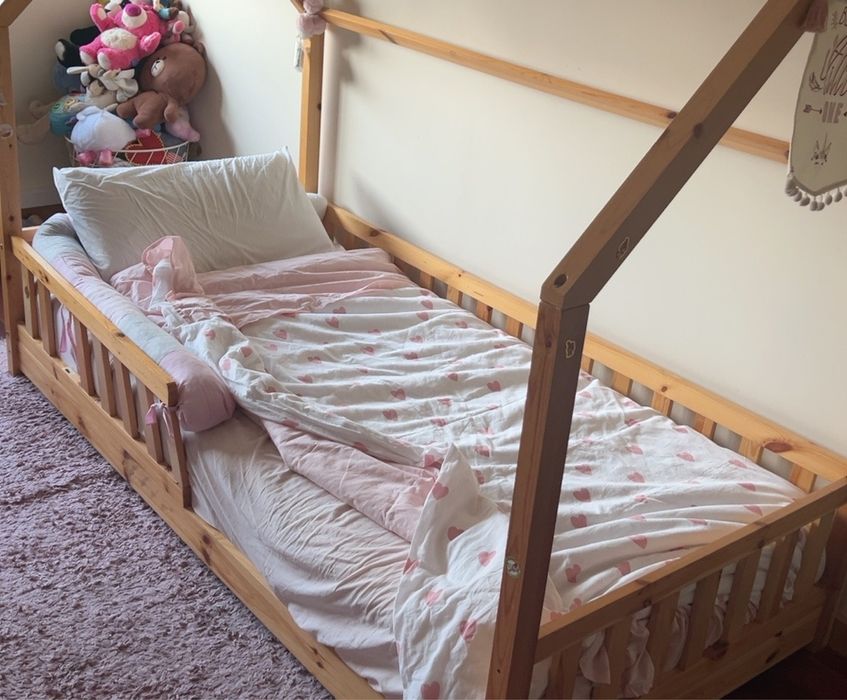 Cama casa Montessori